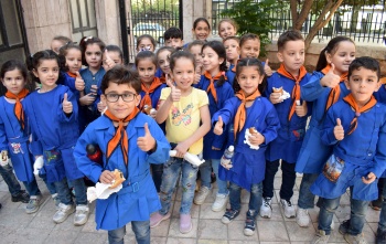 Children eating Mary's Meals in Syria