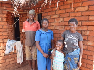 Elises Kampf für ihre Ausbildung in Malawi